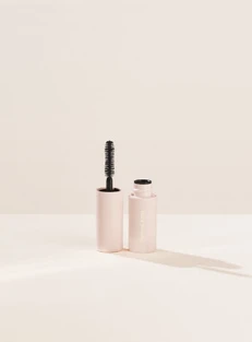 Rare Beauty by Selena Gomez Mini Perfect Strokes Universal Volumizing Mascara