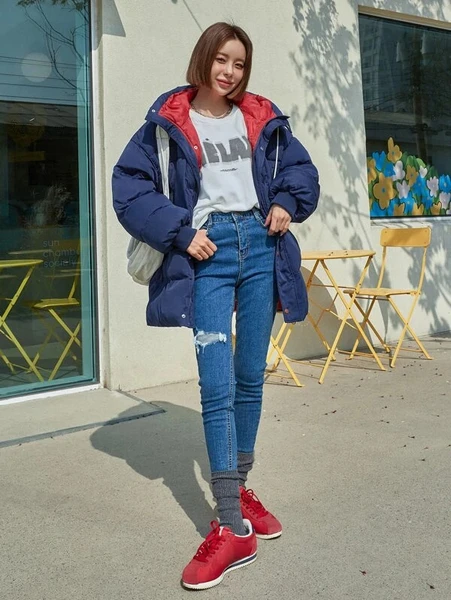 DAZY Drop Shoulder Drawstring Zipper Hooded Puffer Coat