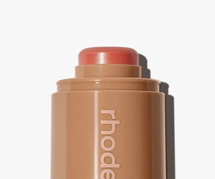 rhode Pocket Blush (freckle - Neutral Peach)